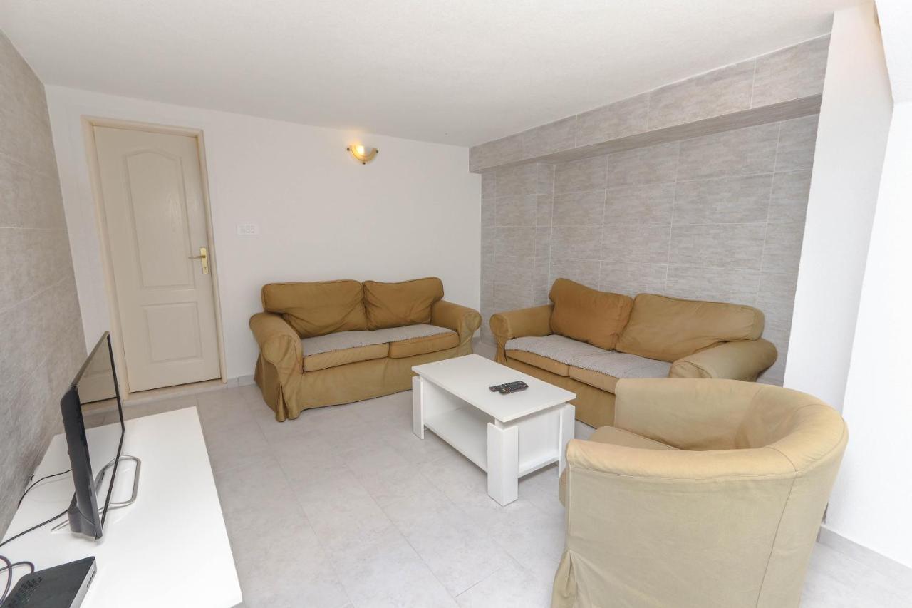 Apartments Bella Di Boka Tivat Exterior foto